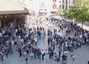Llibreries i floristeries fan un balanç positiu de la diada de Sant Jordi 2025