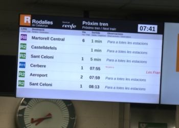 Les plataformes d’usuaris es manifesten per reclamar un transport públic de qualitat