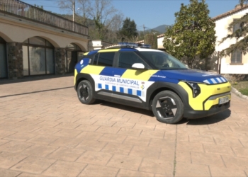 La guàrdia municipal de Cànoves i Samalús incorpora un nou vehicle elèctric