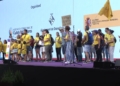 Un grup de manifestants del sector educatiu impedeix la inauguració del Congrés de Ciutats Educadores