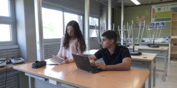 L’Exporecerca Jove premia dos treballs de l’Institut Vilanova del Vallès
