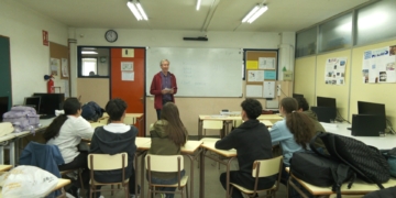 El GRANA Voluntariat Educatiu busca noves mans per reforçar escoles i instituts de Granollers