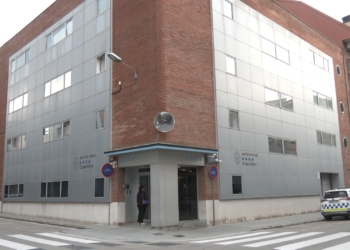 Dos agents de la Policia Local, ferits lleus en l’assalt a un camió a Granollers