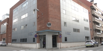 Dos agents de la Policia Local, ferits lleus en l’assalt a un camió a Granollers