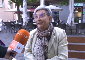 Així viuen els vallesans la tradició dels panellets a la comarca